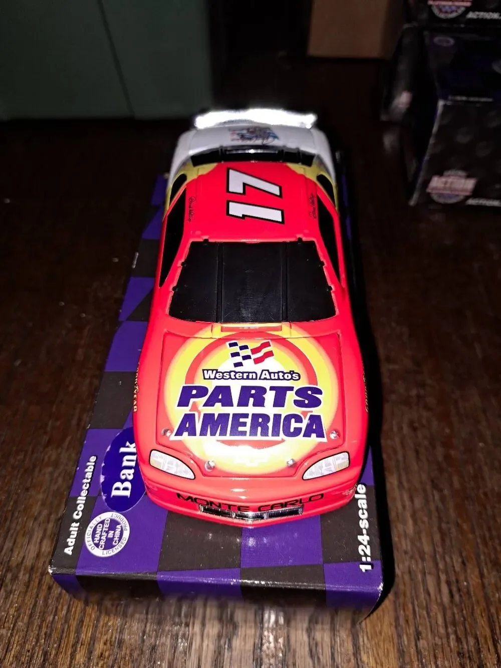 Vintage 96 Action Platinum Collectibles Darrell Waltrip Die Cast Nascar Race Car